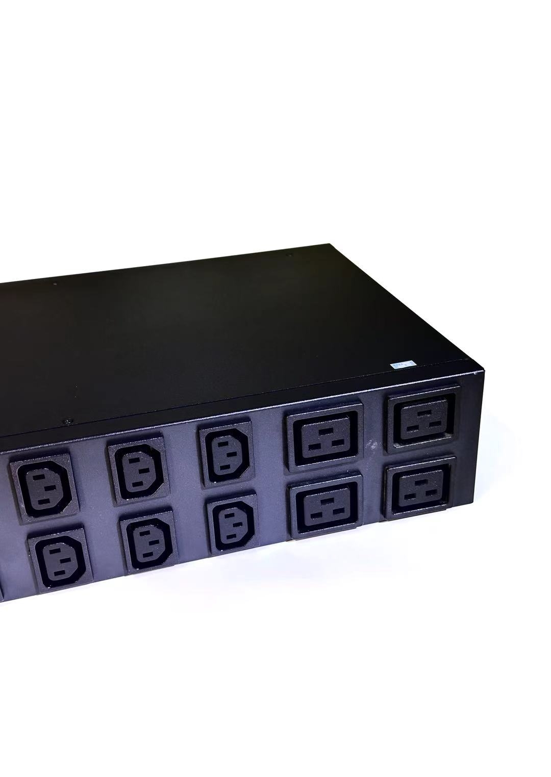 ATS PDU 16 C13 Outlets, Dual 3 - đánh giá và giá Timer Dual Outlet